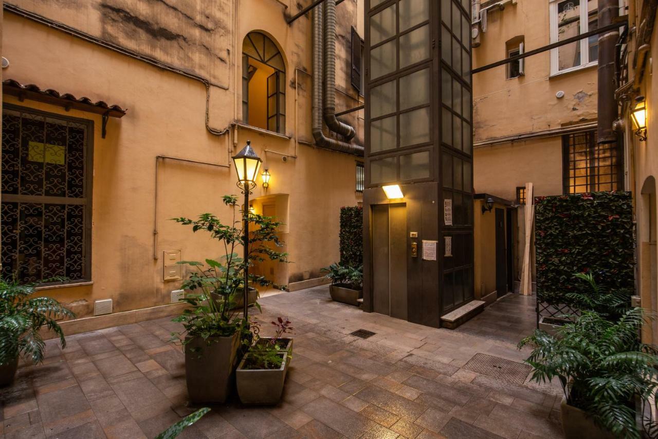 Guest House O Affittacamere La Civetta Di Trastevere B Roma Eksteriør bilde