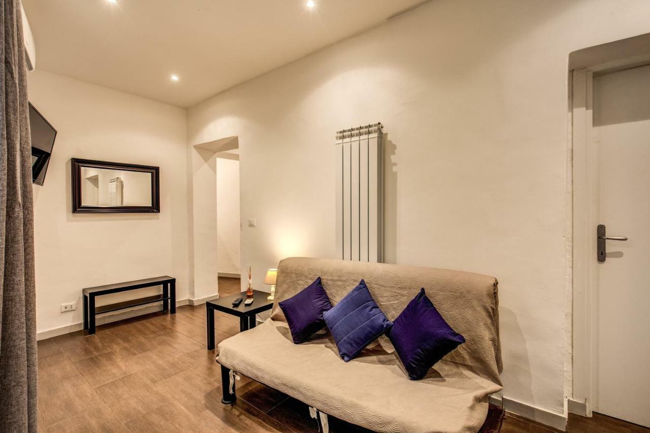Guest House O Affittacamere La Civetta Di Trastevere B Roma Eksteriør bilde
